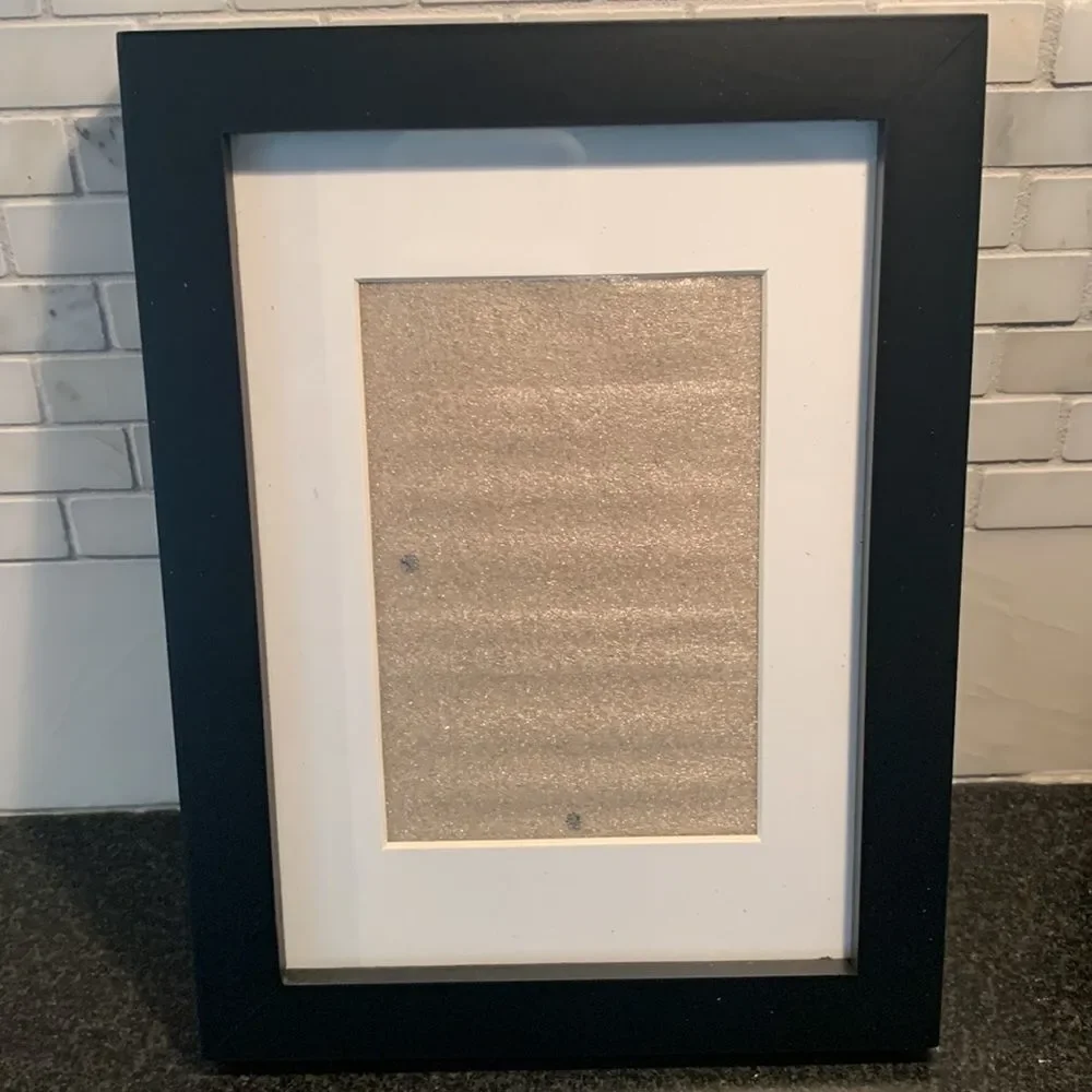 Set of 4 Black Wood Gallery Frames – 5x7 or 4x6 Modern Minimalist Display